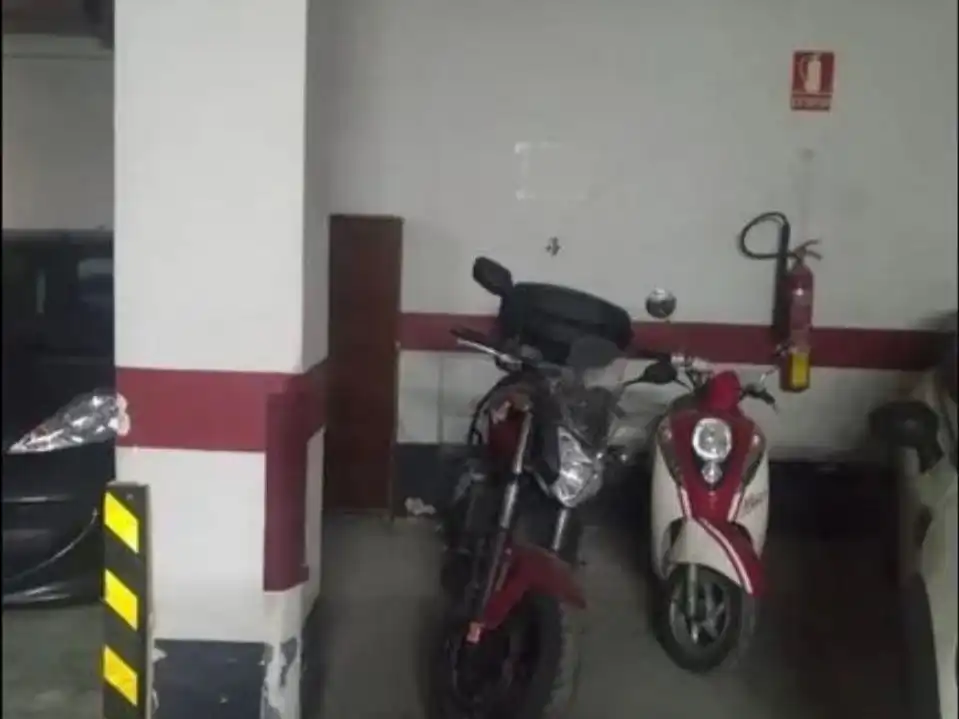 Einzelparkplatz zum Verkauf in Leopoldo Romeo 28, imagen 7