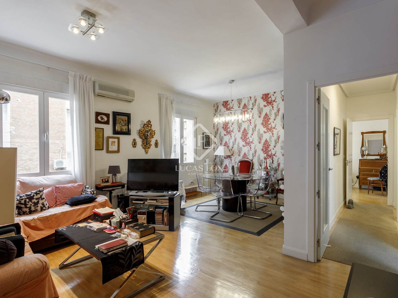 Sala d'estar de Pis en venda en  Madrid Capital amb Calefacció