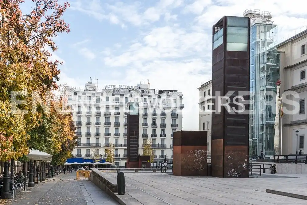 Vista exterior de Piso de alquiler en Madrid con Aire acondicionado, Calefacción y Amueblado