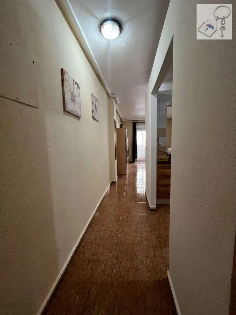 Apartamento en venta en Torrevieja con Piscina y Amueblado