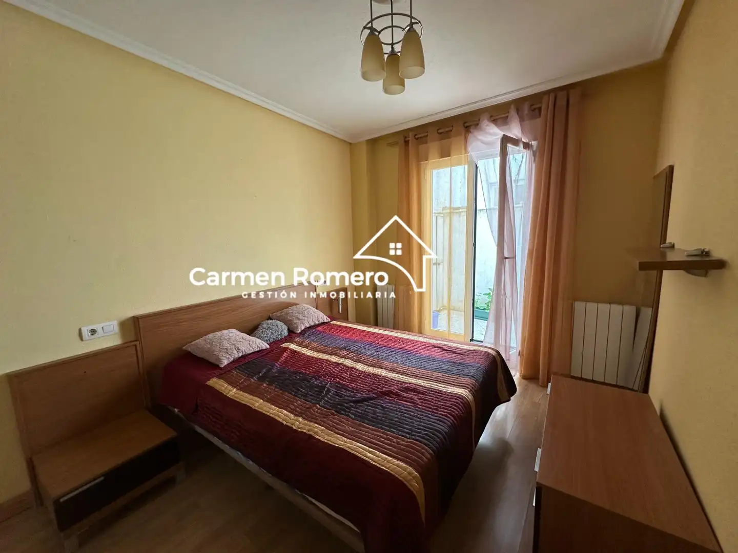 Habitación de Apartamento de alquiler en Villamayor con Calefacción y Amueblado