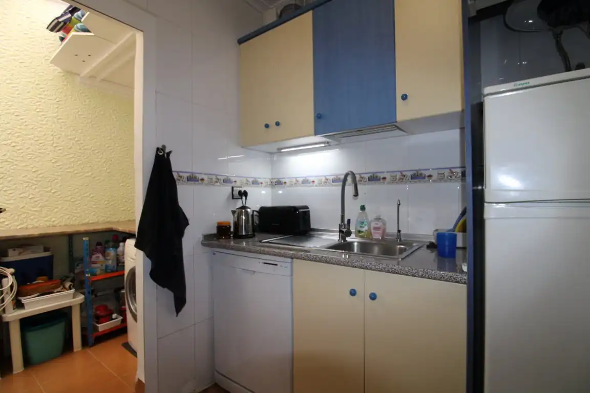 Cuina de Apartament en venda en Orihuela amb Terrassa, Moblat i Piscina comunitària