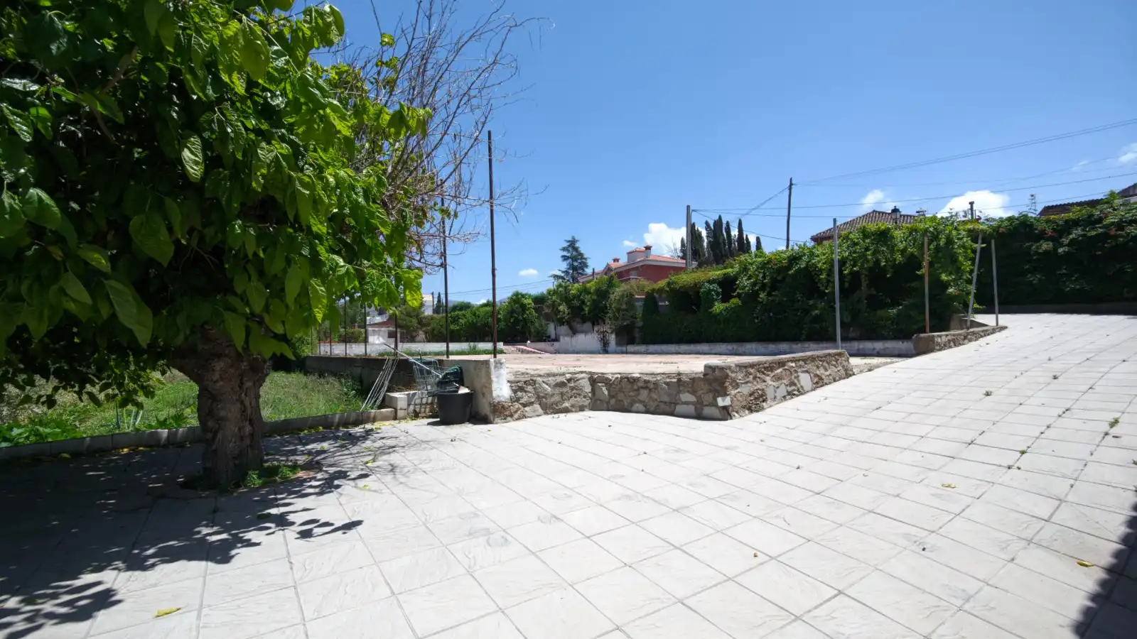 Terrassa de Casa o xalet en venda en La Zubia amb Aire condicionat, Jardí privat i Traster