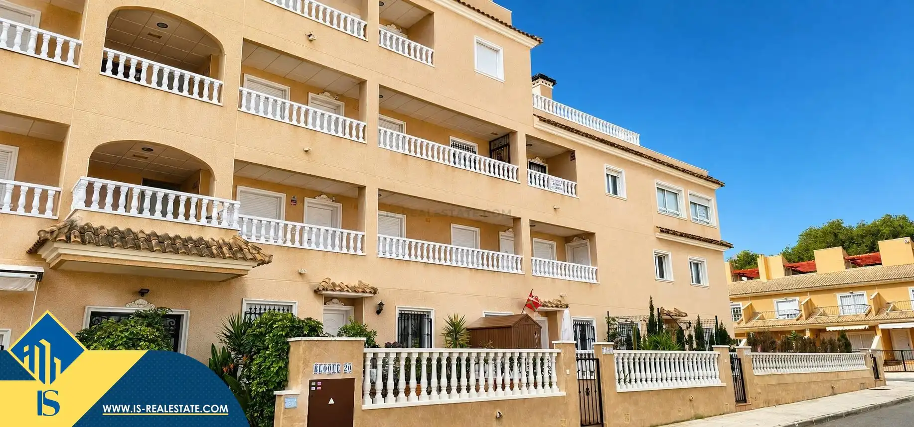Pis amb piscina en venda a Orihuela Costa