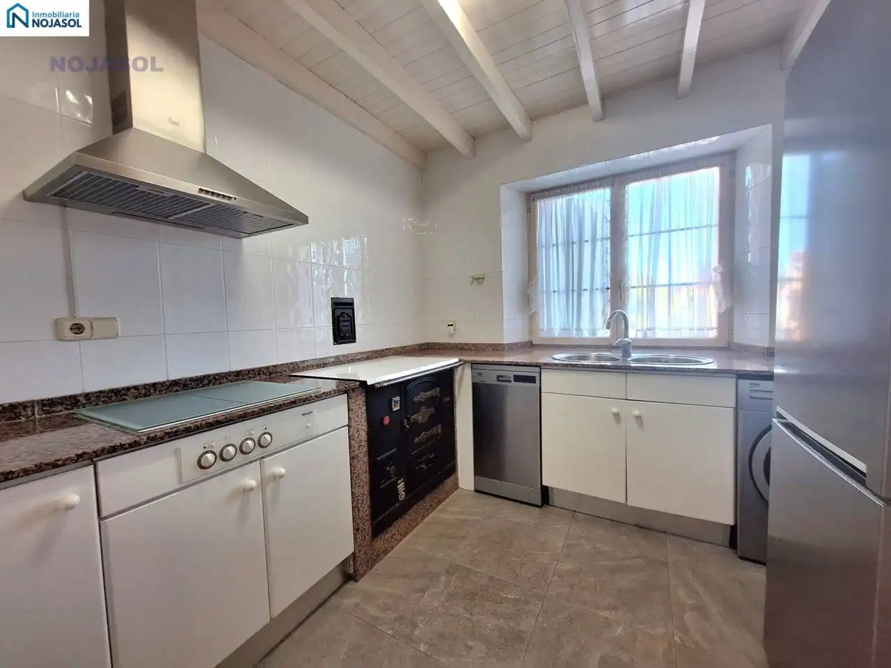 Cocina de Casa o chalet en venta en Arnuero con Calefacción y Jardín privado