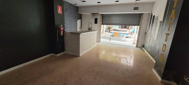 Local comercial en Alquiler en Carrer de Sicília en Llatí