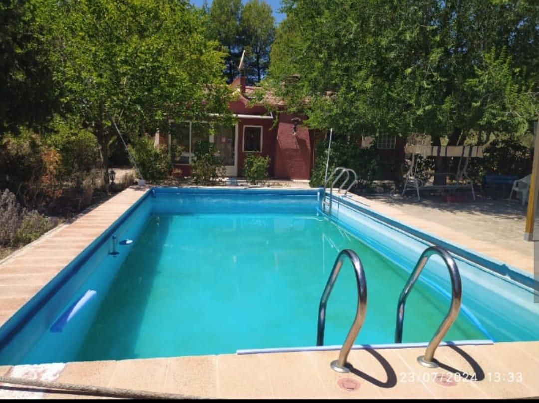 Piscina de Finca rústica en venda en Onil