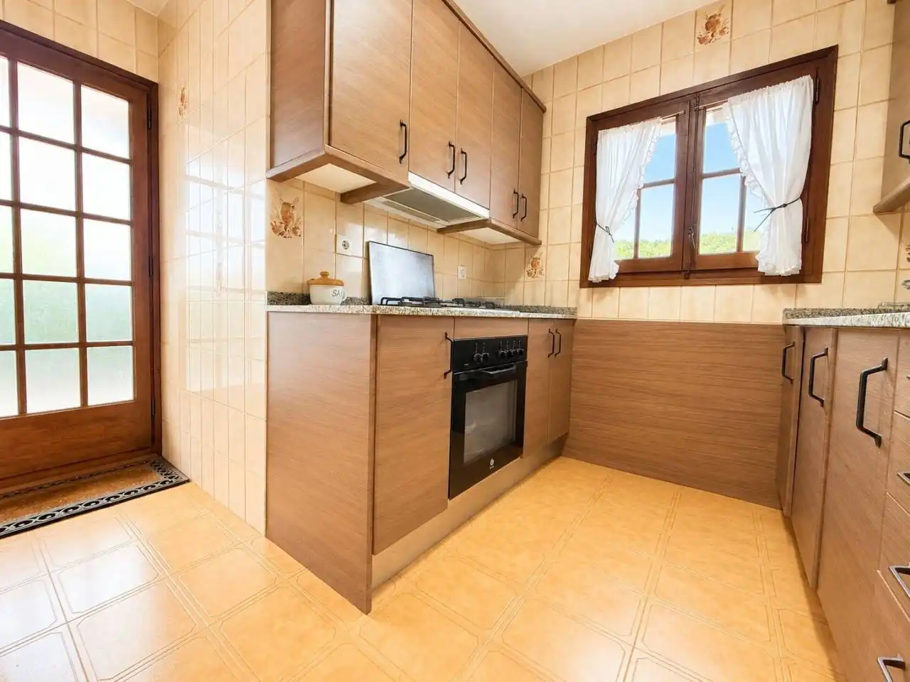 Cocina de Casa o chalet en venta en Riells i Viabrea con Aire acondicionado, Calefacción y Jardín privado