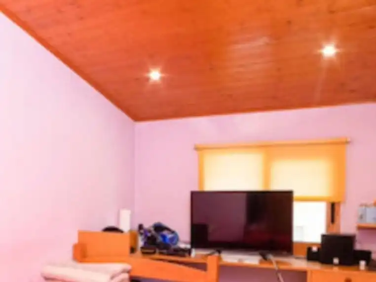 Sala d'estar de Casa adosada en venda en Muro de Alcoy amb Aire condicionat, Terrassa i Balcó