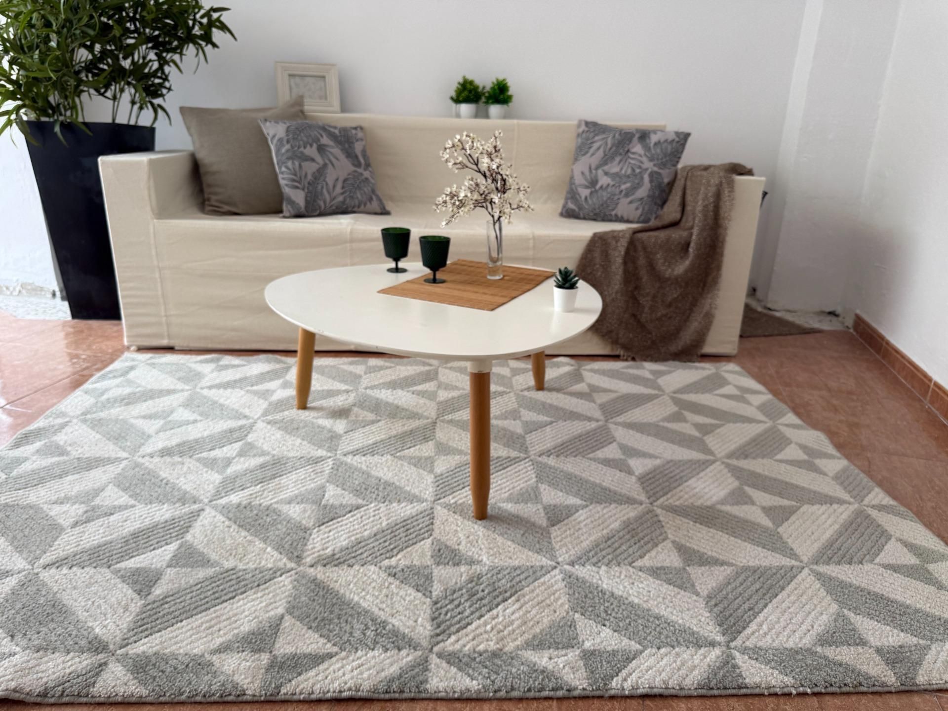 Sala d'estar de Pis en venda en  Almería Capital amb Balcó i Alarma