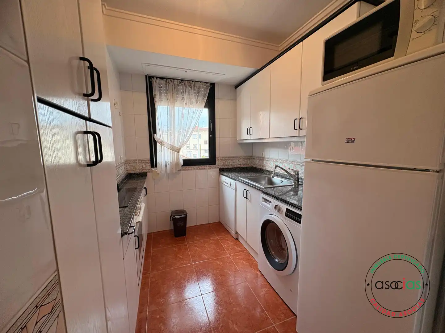 Cocina de Piso en venta en Gijón  con Calefacción, Parquet y Trastero