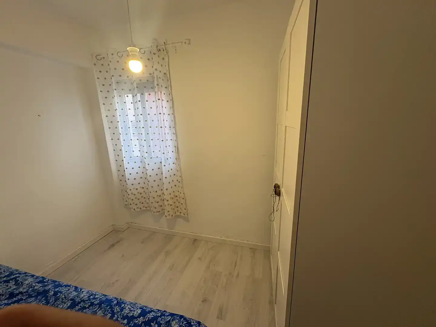 Schlafzimmer von Wohnung zur Miete in Alfafar mit Klimaanlage und Balkon