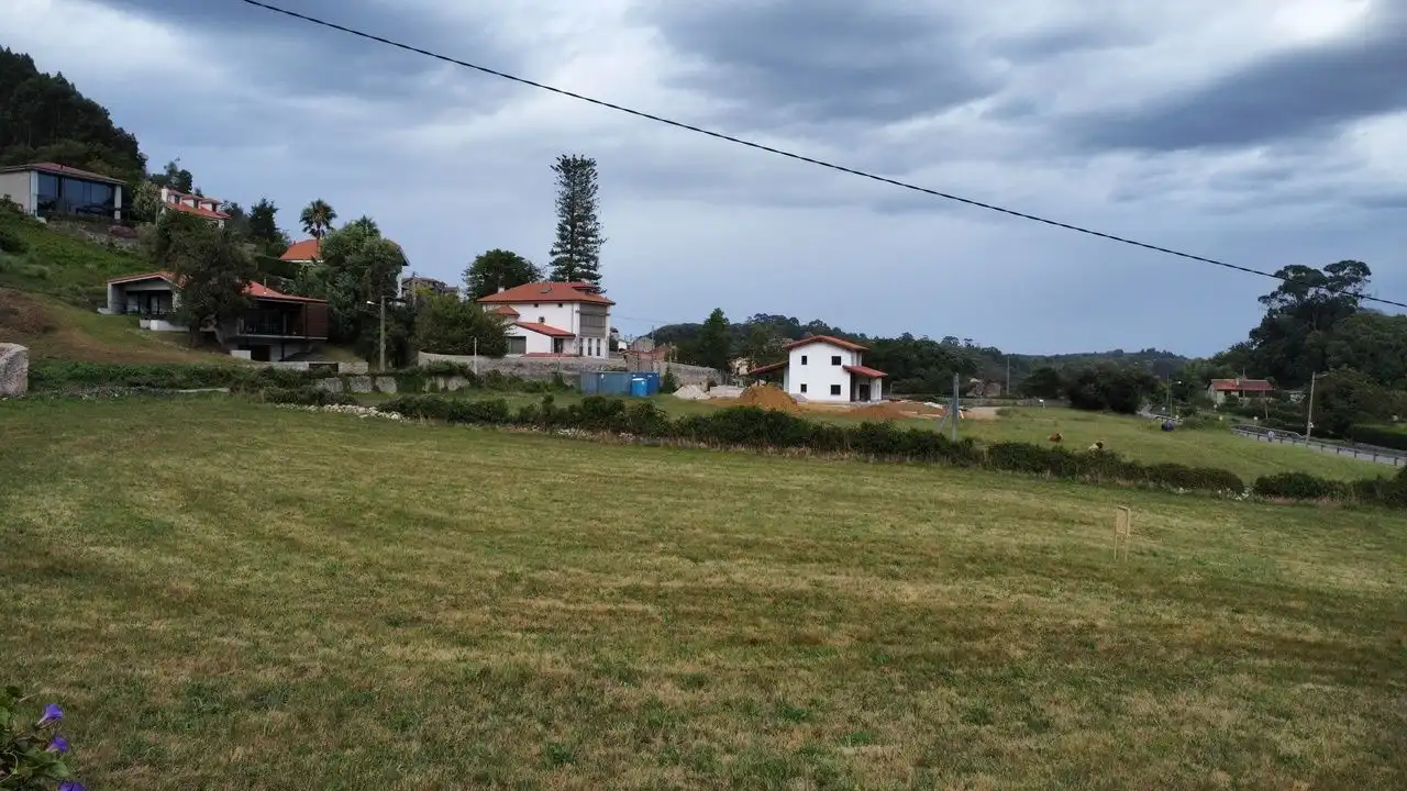 Residencial en venda en Llanes