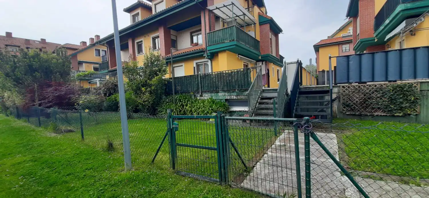 Exterior view of Ground floor for sale in Bárcena de Cicero  with Heating, Terrace and Storage room
