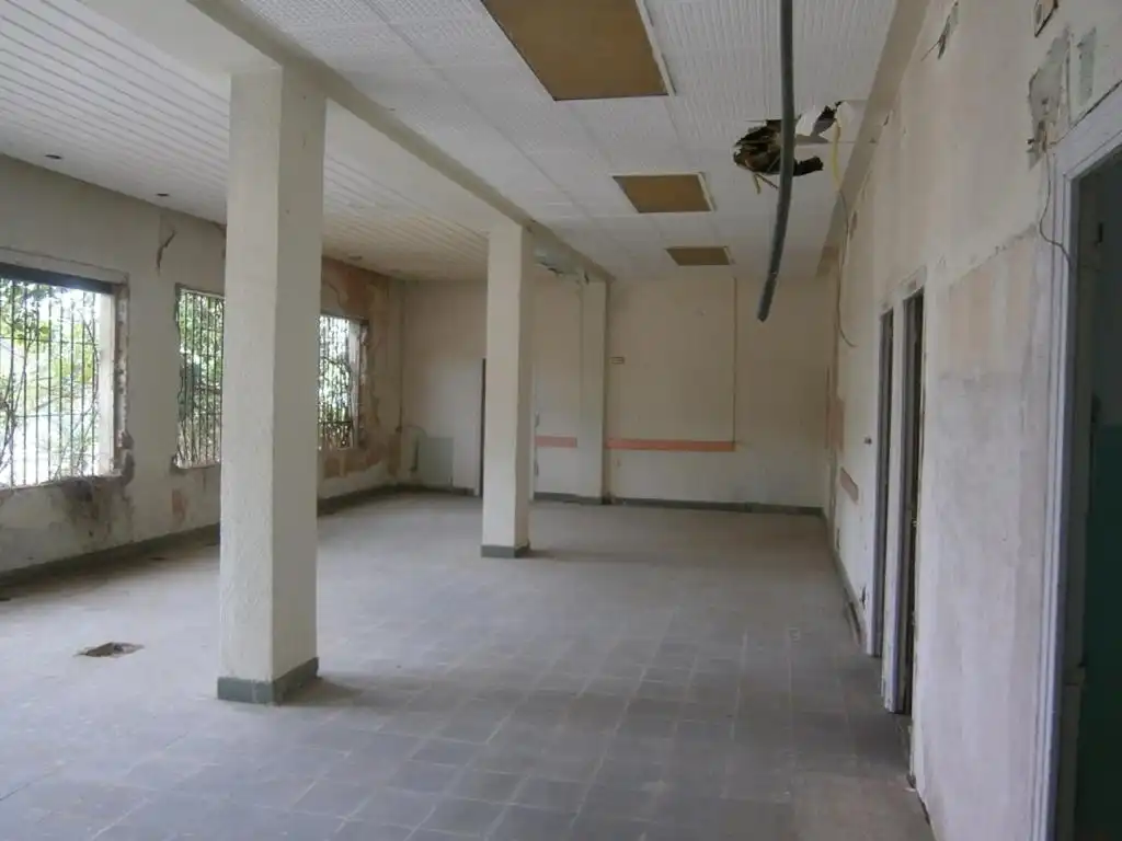 Gebäude zum Verkauf in El Frasno
