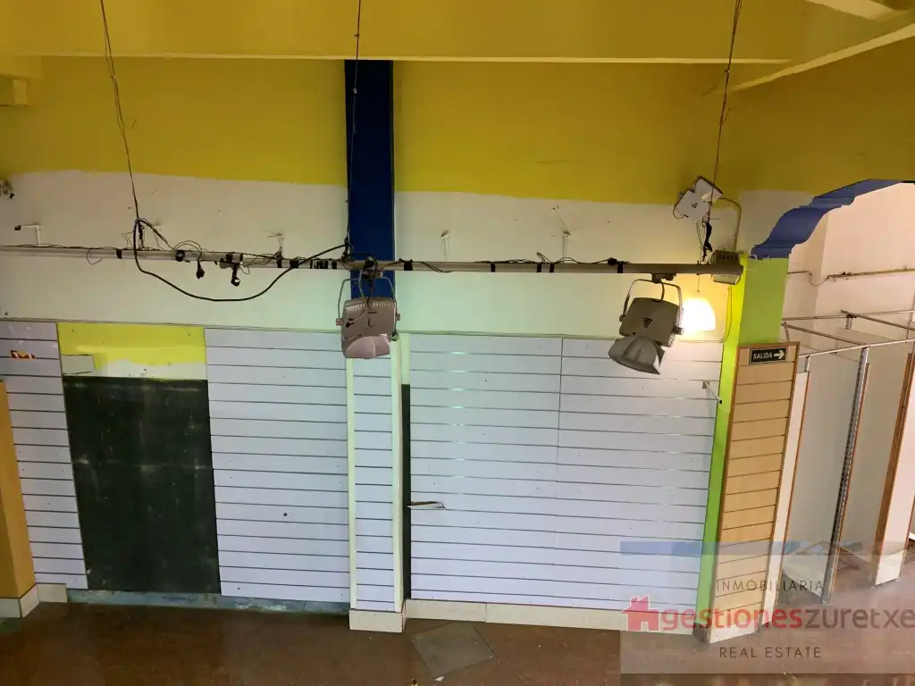 Local comercial en venta en Calle Gordoniz, imagen 4