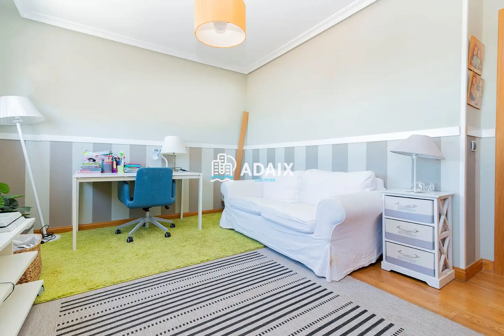 Habitación de Ático en venta en Cáceres con Aire acondicionado, Calefacción y Terraza