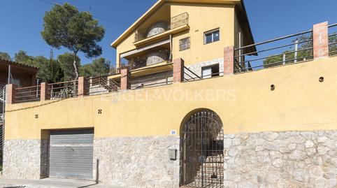 Foto 3 de Casa o xalet en venda a Carrer Puig de Les Forques, Canyelles, Barcelona