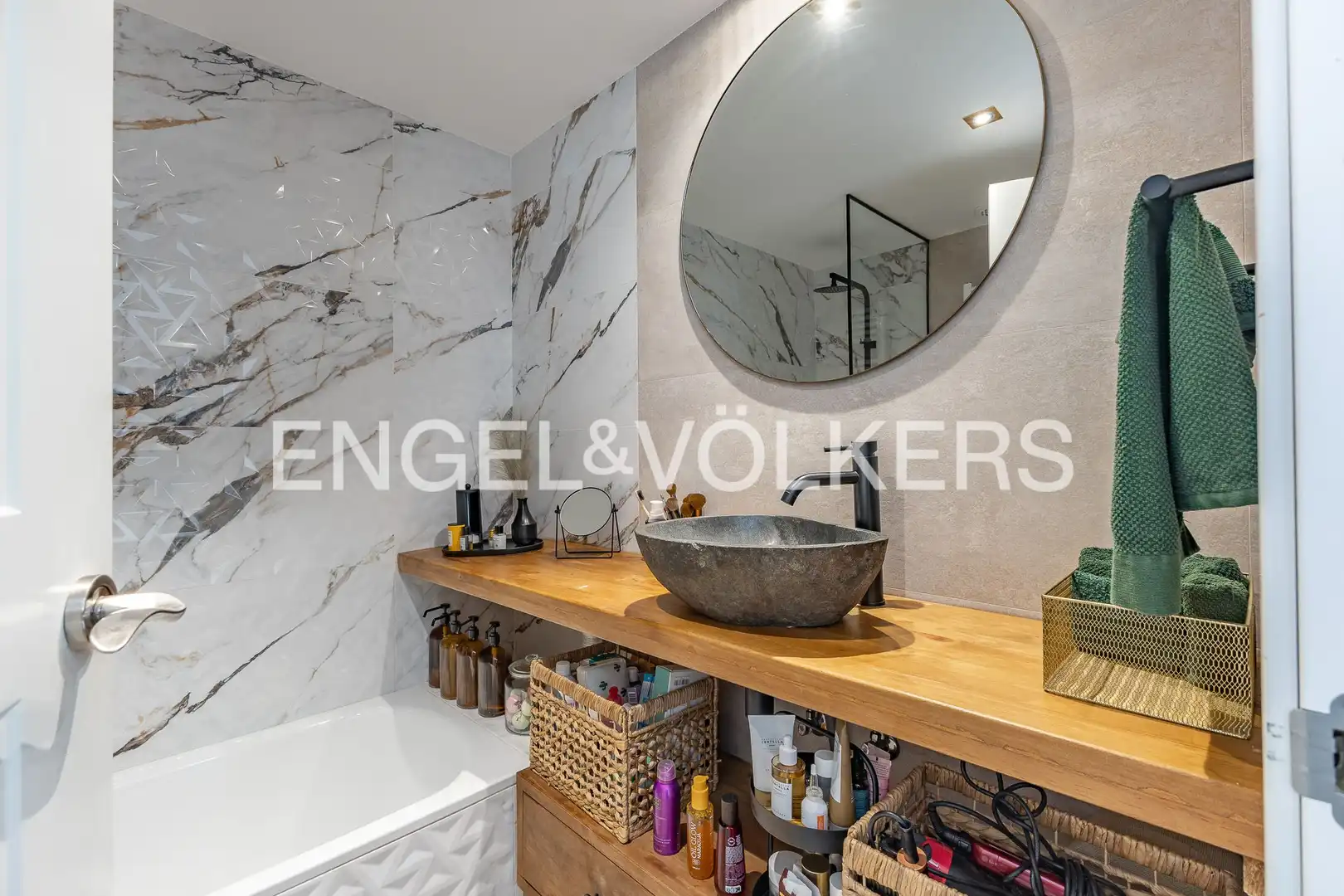 Baño de Dúplex en venta en Rubí con Calefacción, Parquet y Terraza