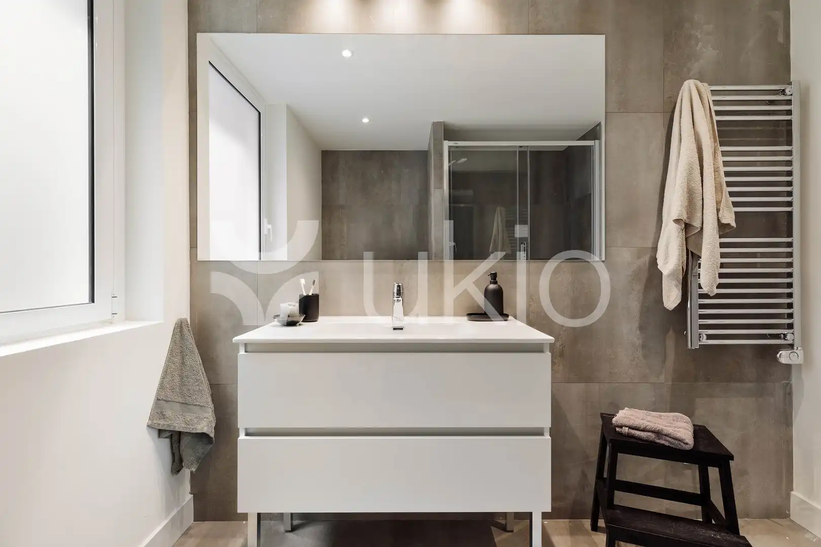 Badezimmer von Wohnungen zur Miete in Barcelona mit Klimaanlage, Heizung und Möbliert