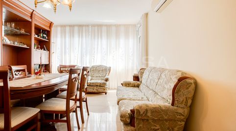 Foto 3 de Piso en venta en Sant Ildefons, Cornellà de Llobregat