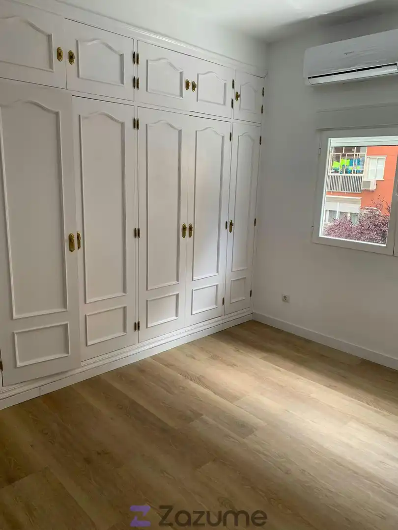Habitación de Piso de alquiler en Madrid con Aire acondicionado, Calefacción y Horno