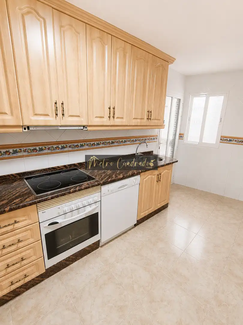 Kitchen of Flat for sale in Mérida  with Air Conditioner and Terrace