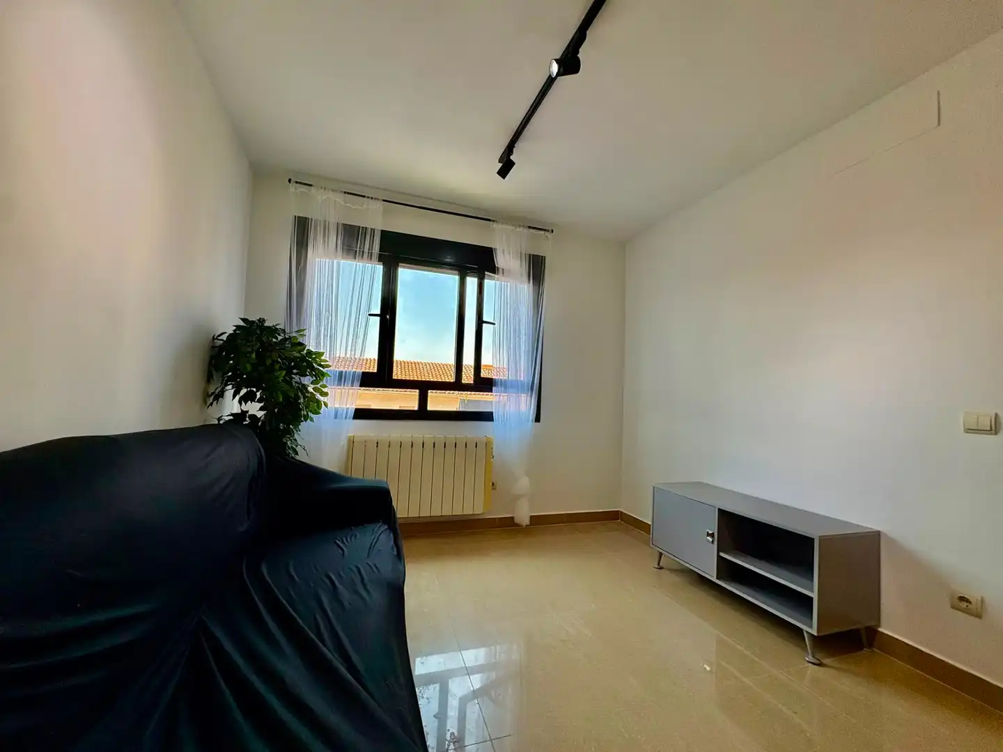 Habitación de Piso de alquiler en El Álamo con Calefacción, Amueblado y Horno