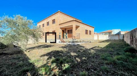 Foto 4 de Casa adosada en venda a Cobisa, Toledo