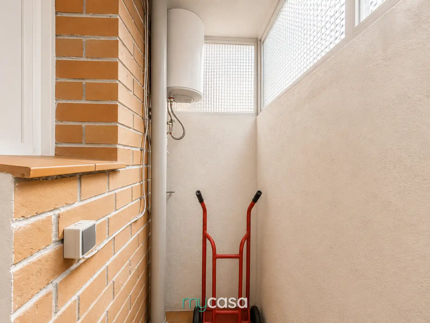 Balcony of Flat for sale in Badalona  with Air Conditioner, Heating and Parquet flooring