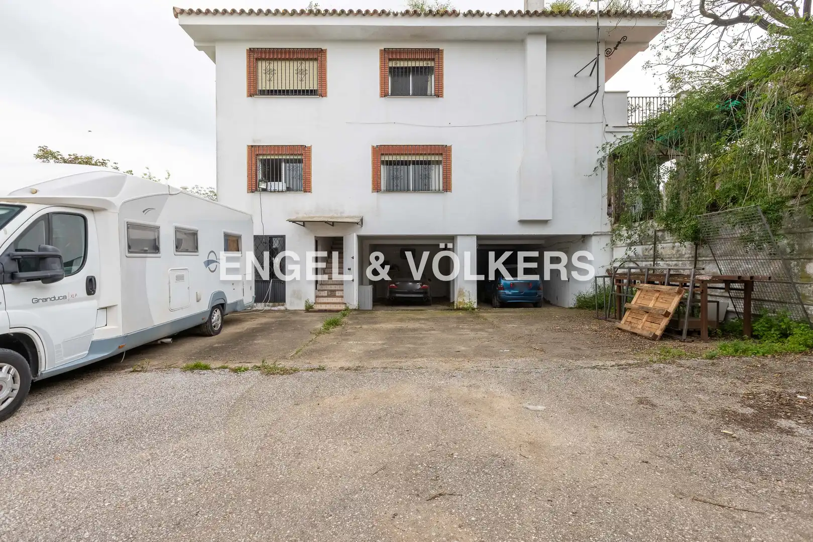 Casa rústica amb terrassa en venda a Sanlúcar la Mayor, imagen 63