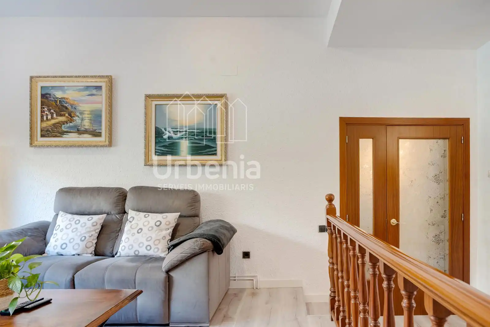 Sala d'estar de Casa o xalet en venda en Arenys de Mar amb Calefacció, Terrassa i Traster