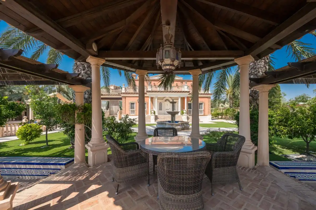 Terrassa de Casa o xalet en venda en Elche / Elx amb Aire condicionat, Calefacció i Jardí privat