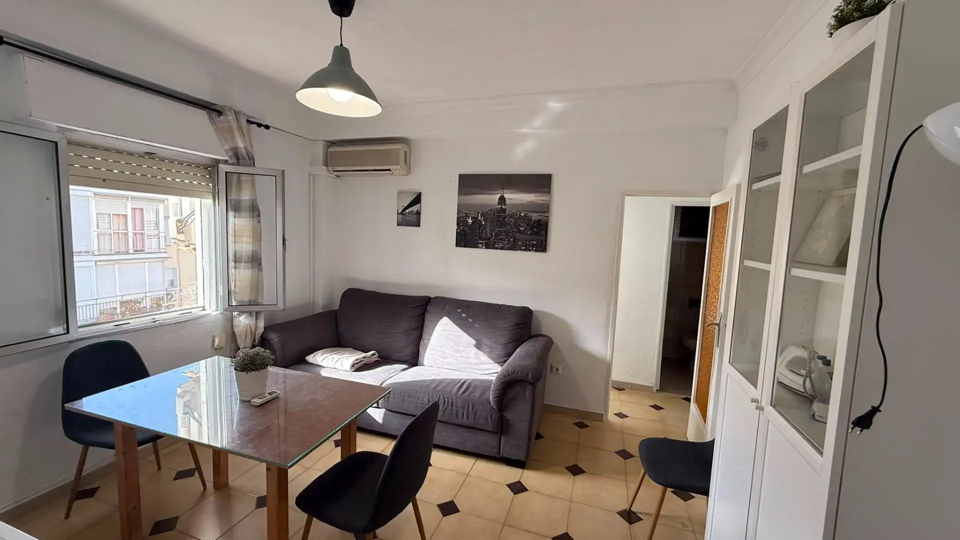 Wohnung zur Miete in Calle TAMBRE, El Plantinar – Avda. La Paz - El Juncal