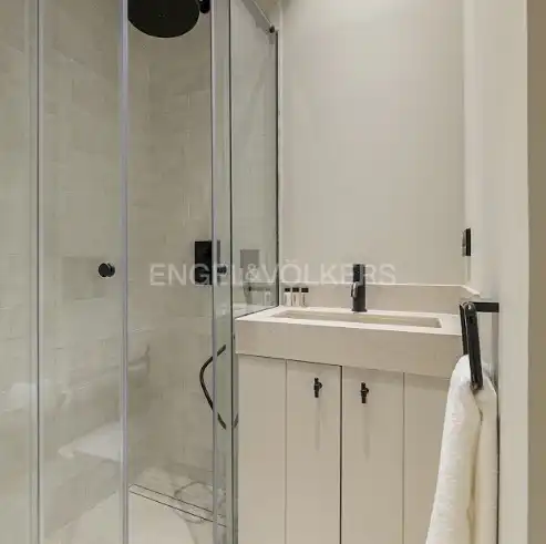 Baño de Piso de alquiler en Madrid con Aire acondicionado, Calefacción y Amueblado