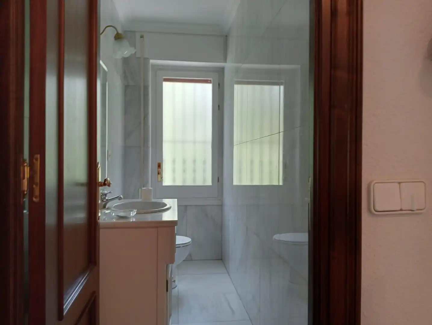Bathroom of Houses for sale in San Lorenzo de El Escorial  with Terrace, Storage room and Swimming Pool