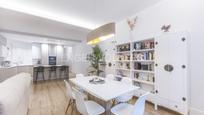 Dining room of Apartment for sale in  Madrid Capital  with Air Conditioner, Heating and Storage room