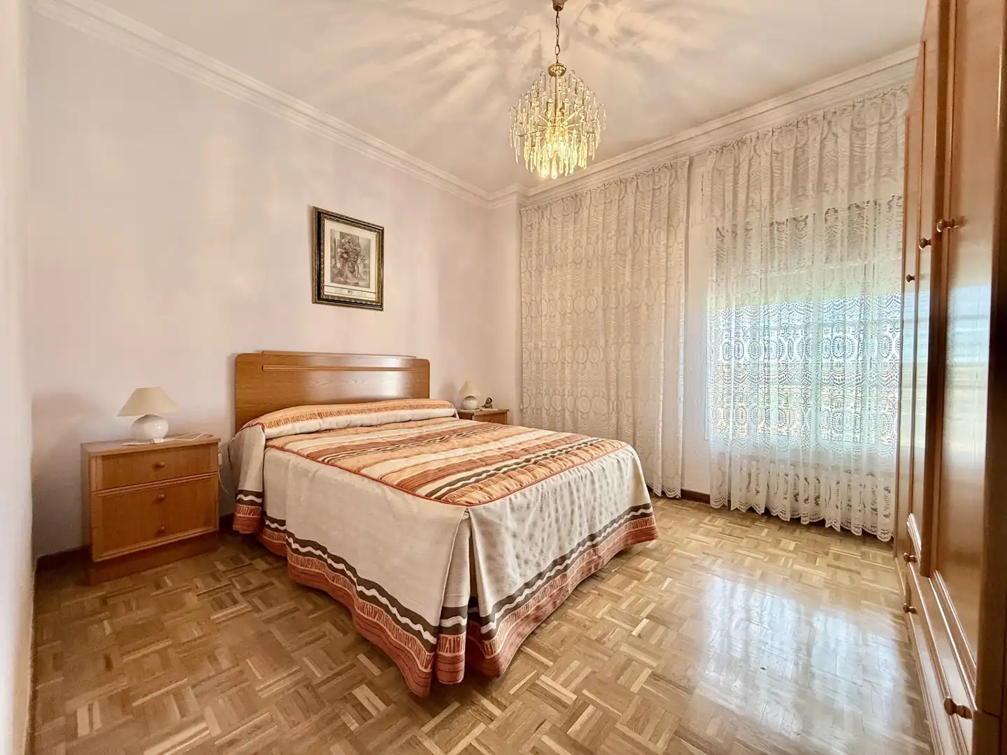 Bedroom of Flat for sale in Madrid  with Heating, Parquet flooring and Terrace