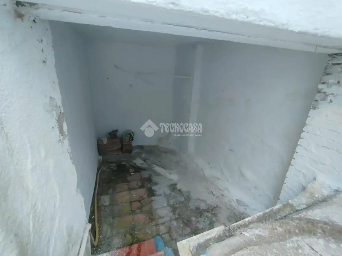 Casa adosada en venda en Jabalquinto