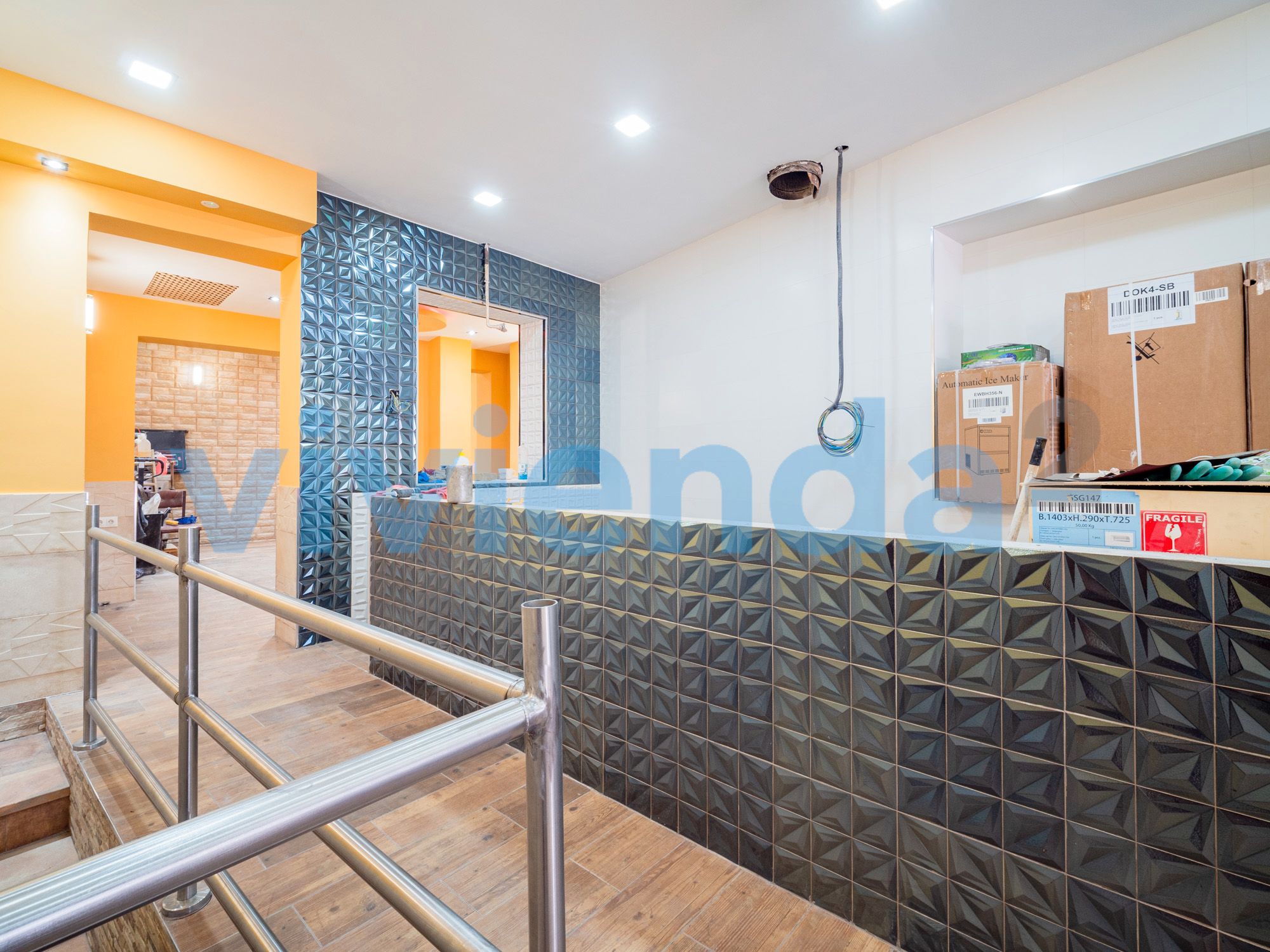 Premises for sale in Hileras, Sol