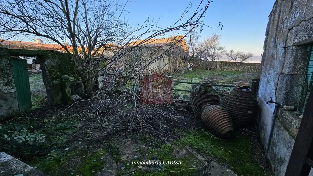 Casa o xalet en venda en Hinojosa de Duero amb Calefacció, Jardí privat i Traster