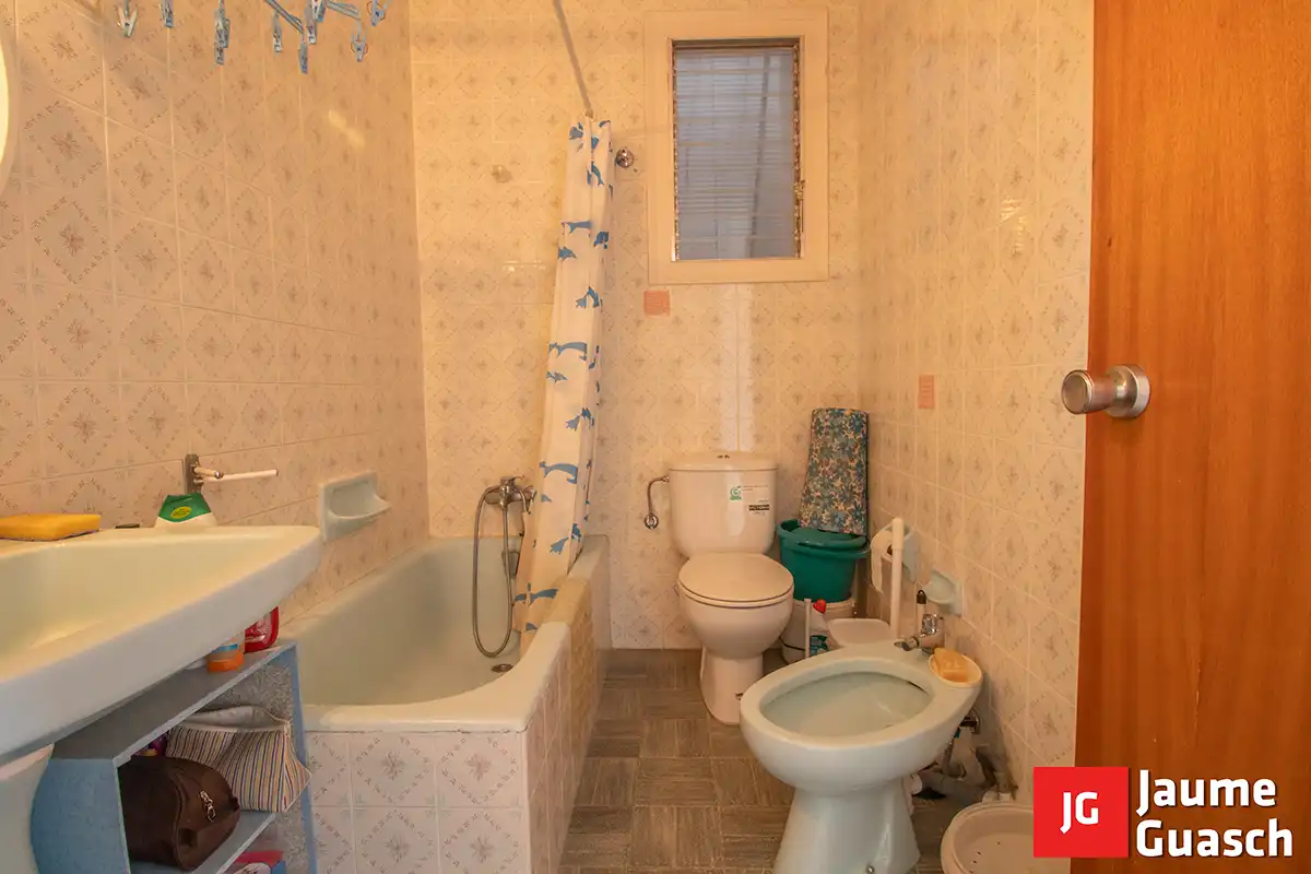 Bathroom of Apartments for sale in Torreblanca  with Terrace, Washing machine and Microwave