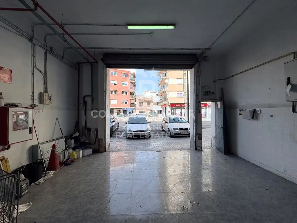 Business premises for sale in Carretera Barcelona, imagen 2