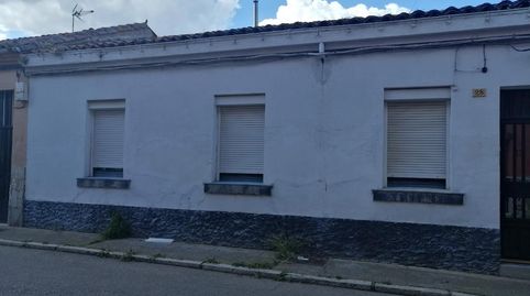 Foto 5 de Casa adosada en venta en La Noria, Trobajo del Camino, San Andrés del Rabanedo