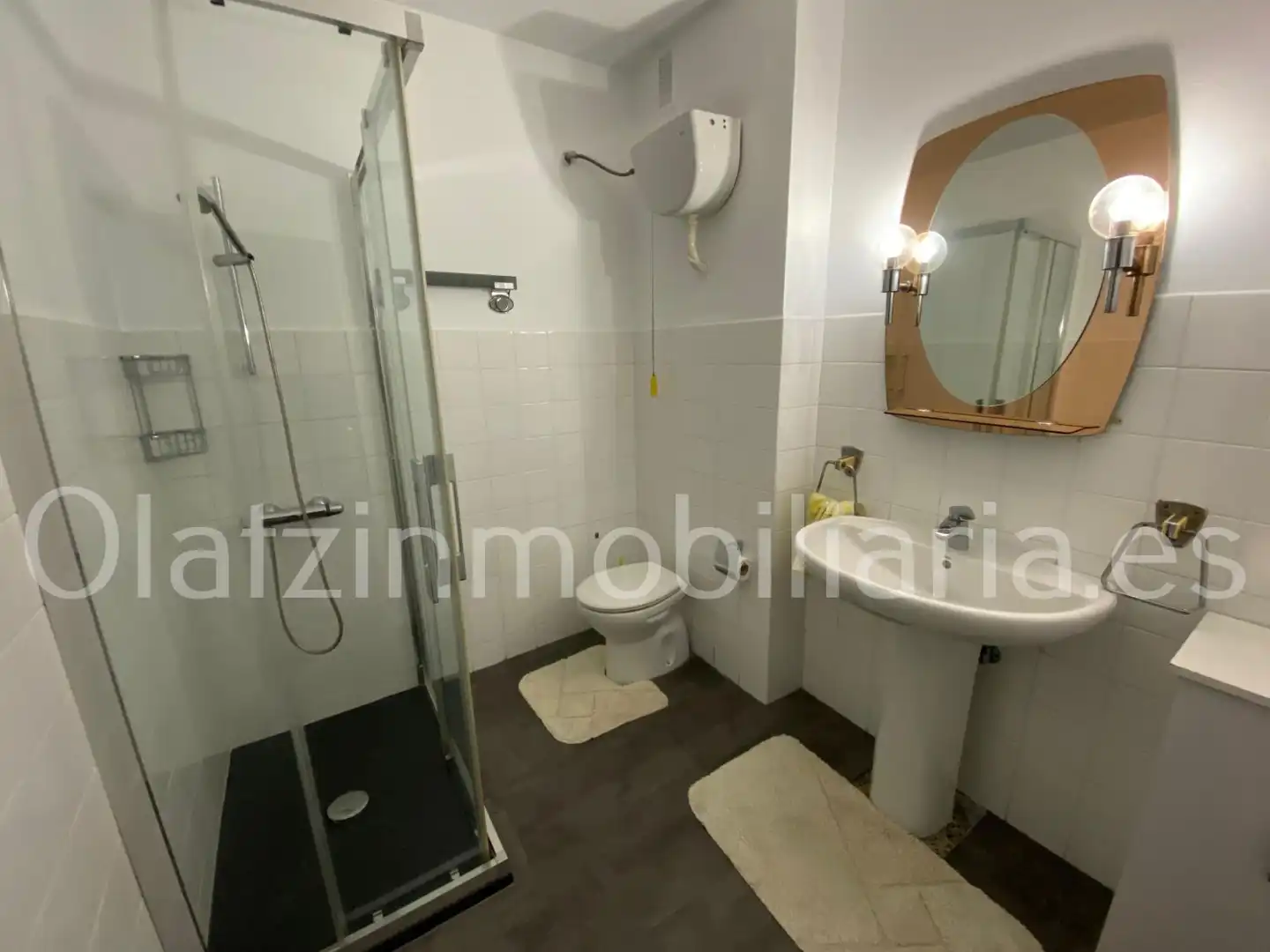 Baño de Piso de alquiler en Ortuella con Calefacción, Amueblado y Balcón
