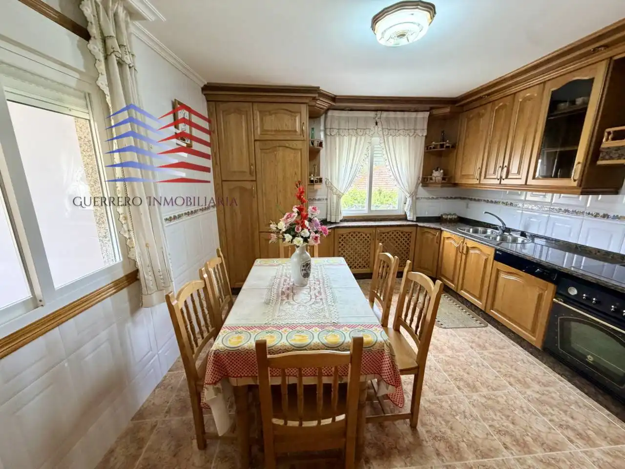Cocina de Casa o chalet en venta en Coles con Calefacción, Jardín privado y Terraza