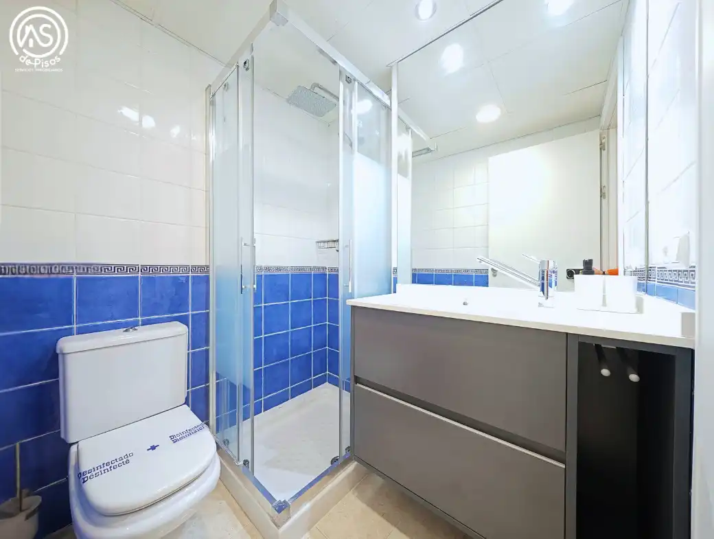 Badezimmer von Wohnung zur Miete in Mont-roig del Camp mit Klimaanlage, Heizung und Privatgarten