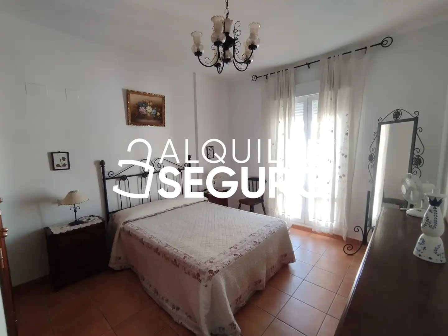 Dormitori de Casa o xalet de lloguer en Fuengirola amb Terrassa, Piscina i Moblat