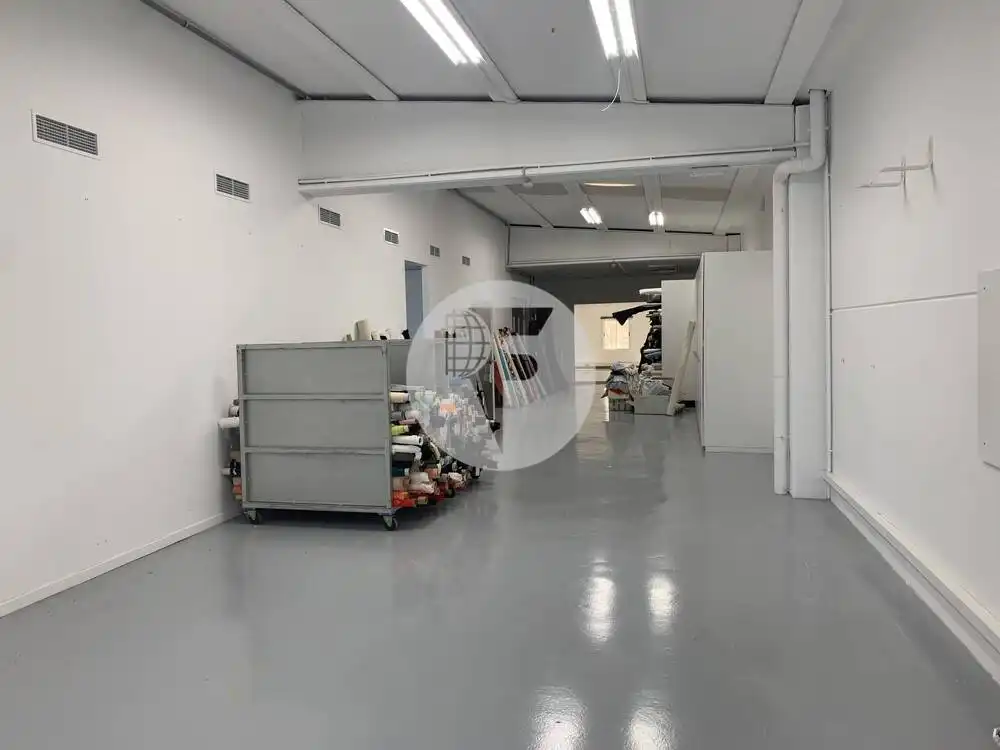 Nave industrial de alquiler en Barcelona