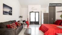 Bedroom of Flat to rent in  Madrid Capital  with Air Conditioner and Balcony